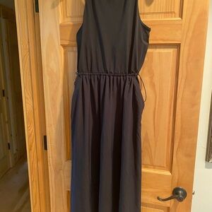 Lou & Grey Black Sleeveless Maxi Dress with Drawstring Waist